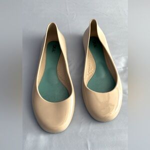OKA ballet flats
